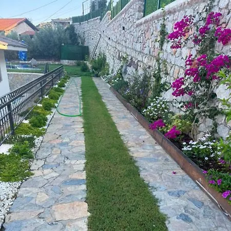 La Ξενοδοχείο με διαμερίσματα *